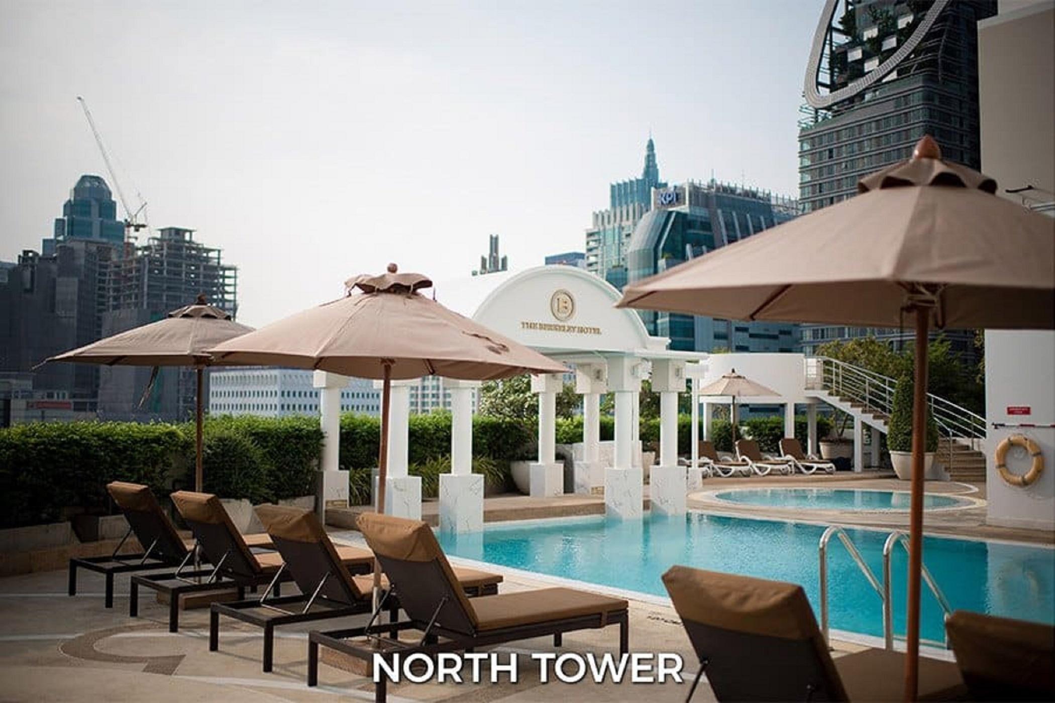 The Berkeley Hotel Pratunam Bangkok Exterior photo North Tower Pool